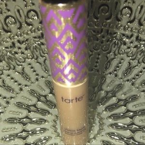 NEW Tarte shape tape concealer (LIGHT)